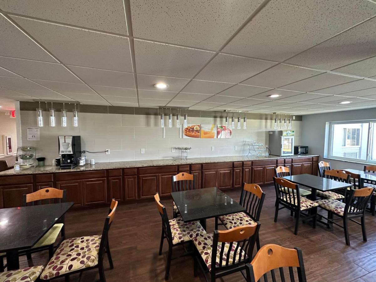 I65 Studio Suites 斯科茨堡 外观 照片